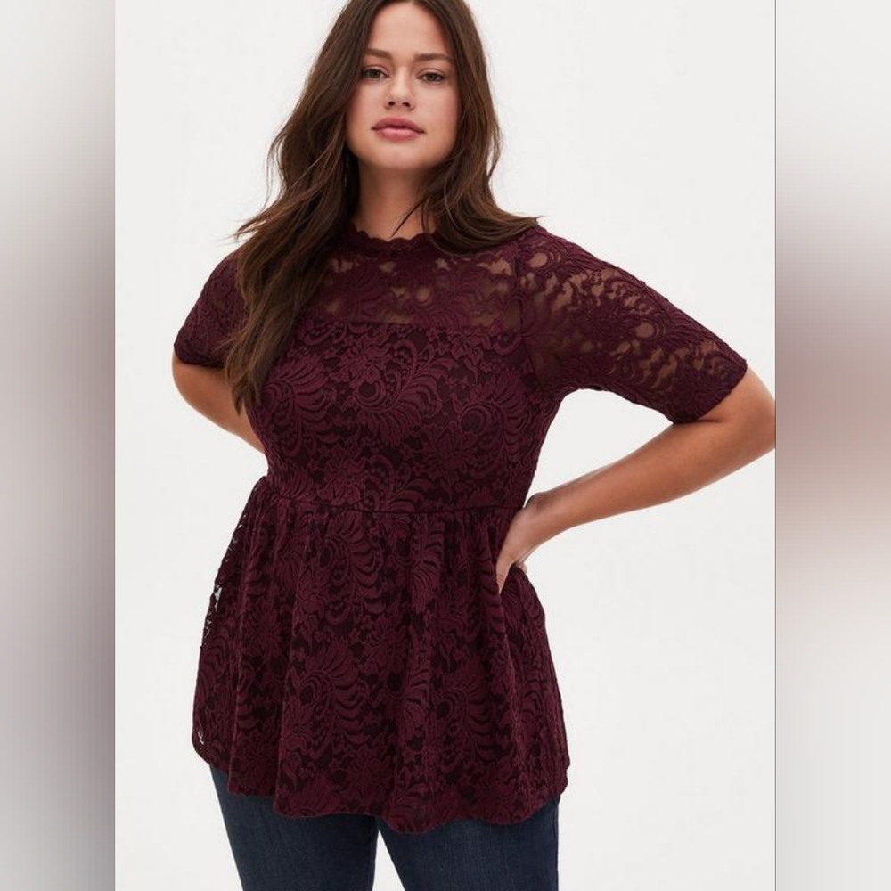 Torrid lace peplum short sleeve top